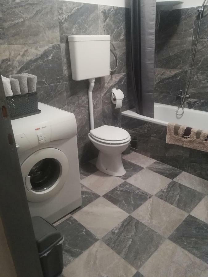 Apartmani Marin Vukovar Bagian luar foto